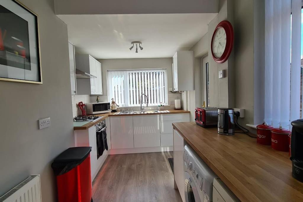 Stunning Holiday Home. Free Parking. Manchester Eksteriør billede